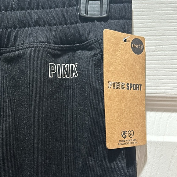 NWT Victoria’s Secret PINK sport ultimate black joggers - Picture 2 of 4